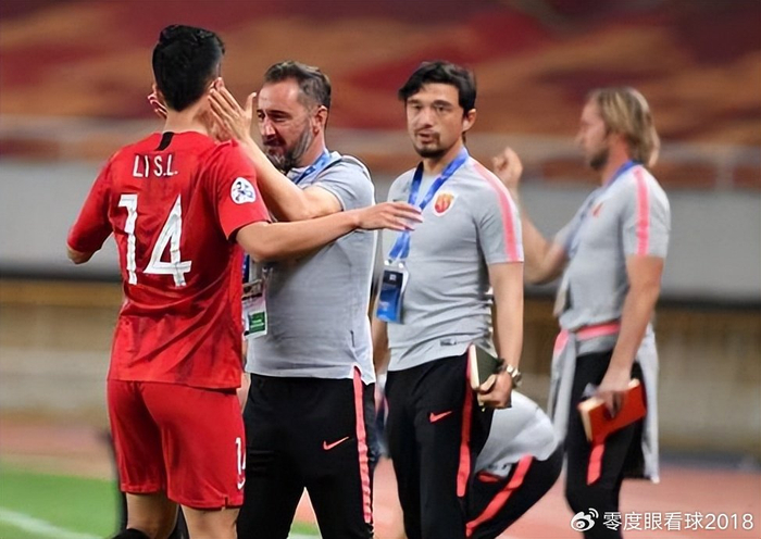 33岁李圣龙无缘海港中超名单沦为B队球员引热议