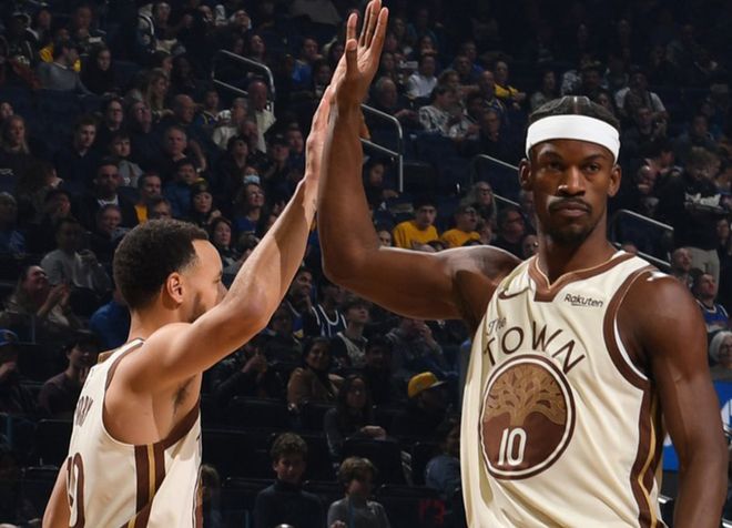 库里复出难挽勇士颓势，季后赛前景堪忧